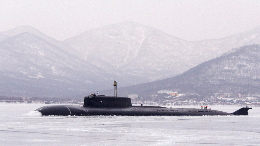 Атомный крейсер 'Томск' вернулся на Камчатку