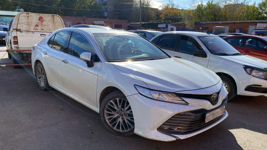 Челябинцы четыре раза имитировали угон Toyota Camry, чтобы получить страховку