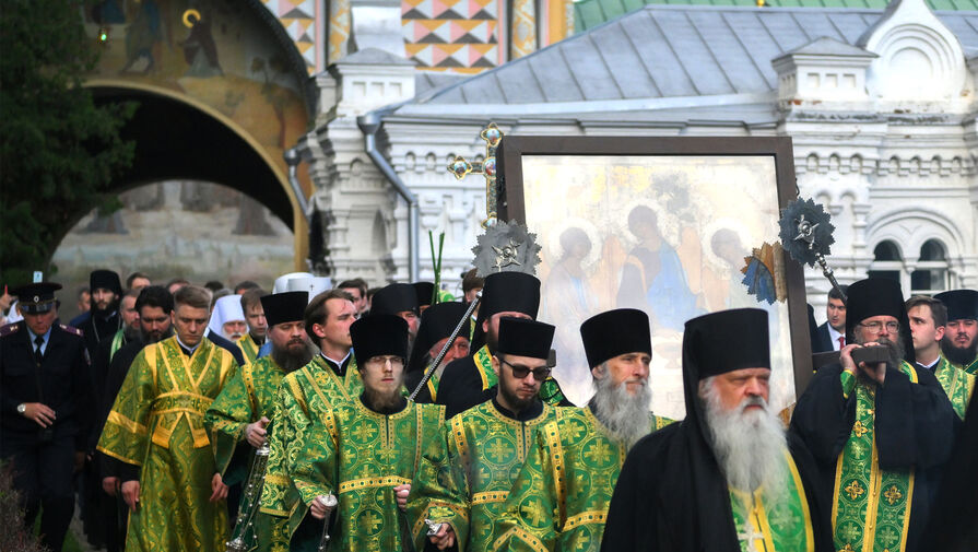 Троицу Рублева перенесли в Троицкий собор