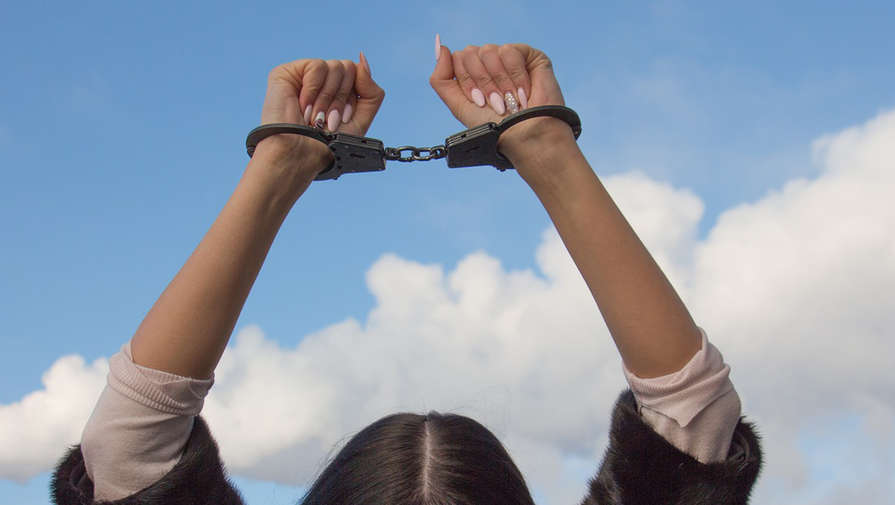 В Приморье будут судить мать, чьи дети остались одни в квартире и не выжили на пожаре