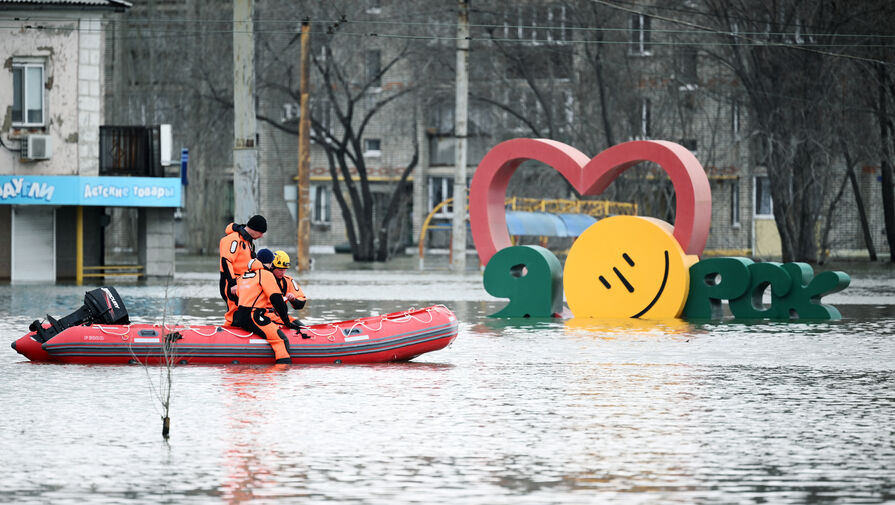 В районе Орска поднялся уровень воды в Урале