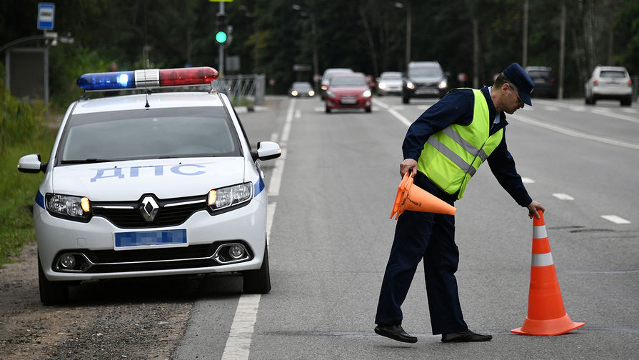 В Томской области три женщины спровоцировали погоню и напали на полицейского