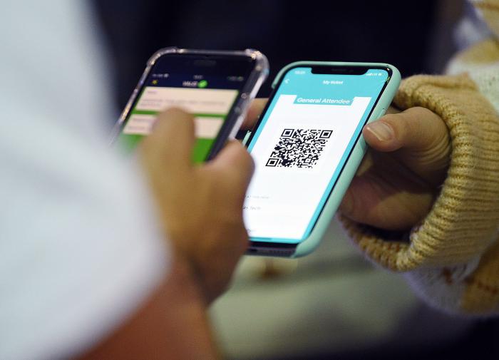 Сбербанк надеется договориться с ЦБ и НСПК о едином QR-коде для платежей