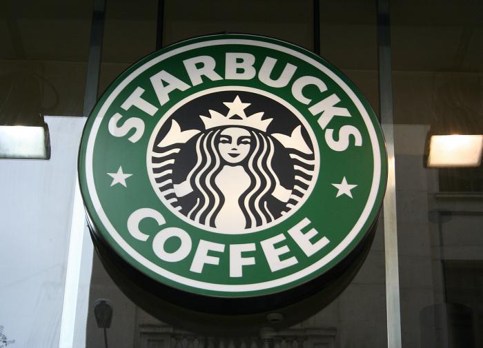 Starbucks нарушает экологические обещания