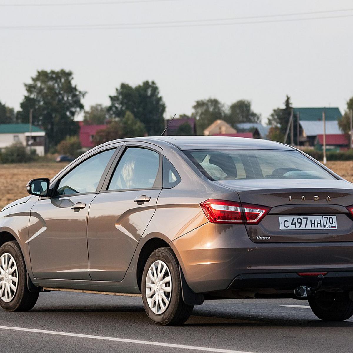 Первые Lada Vesta с шестиступенчатой трансмиссией сошли с конвейера