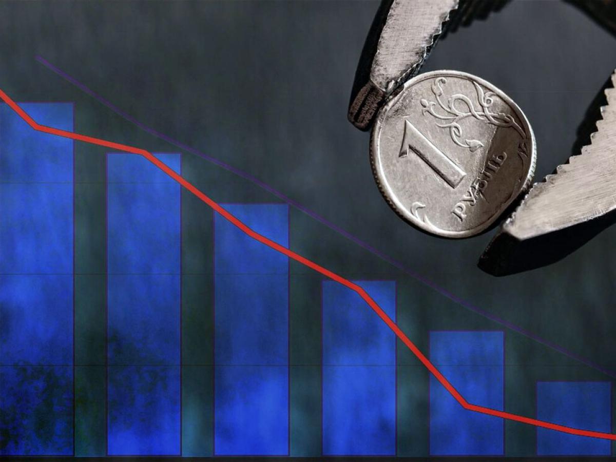 Рубль или доллар: что ждёт валютные рынки в 2025 году