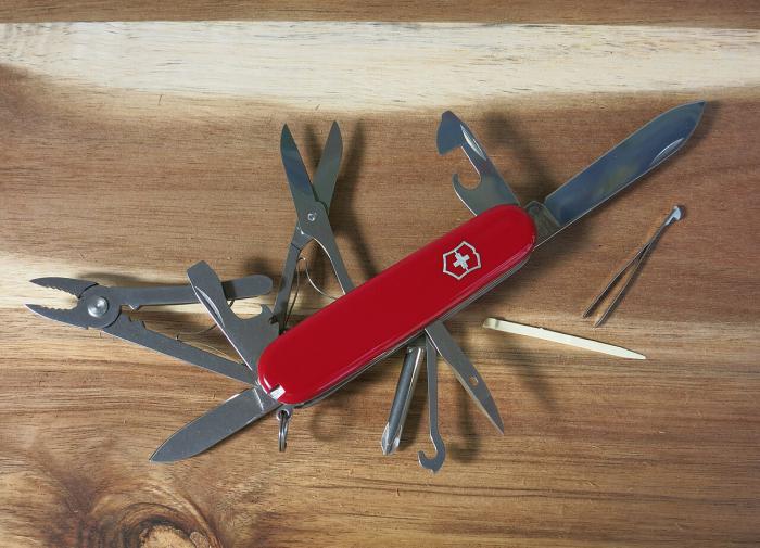 Легендарная Victorinox объявила о выпуске военных ножей без лезвий