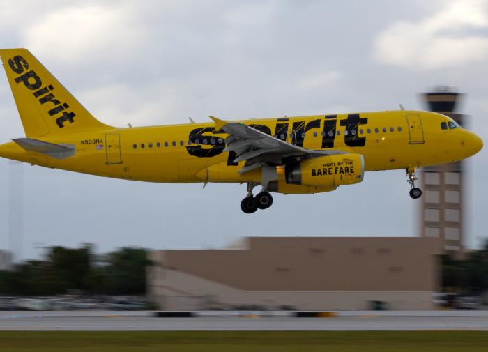 DM: Spirit Airlines рассказали о дресс-коде для пассажиров