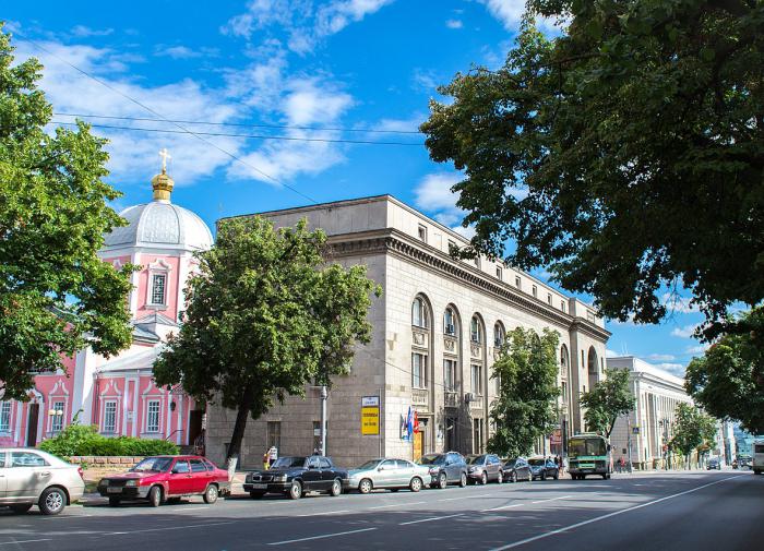 Главу Кореневского района освистали жители Курской области