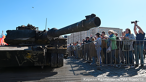 Общество: Эксперты указали на военное и идеологическое значение выставки трофейной техники на Поклонной горе