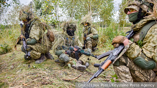 «Страна.ua»: На Украине отправят воевать больных ВИЧ и раком