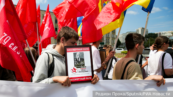 Активист Петрович: Бессмертный полк помогает молдаванам сохранить память о героях прошлого