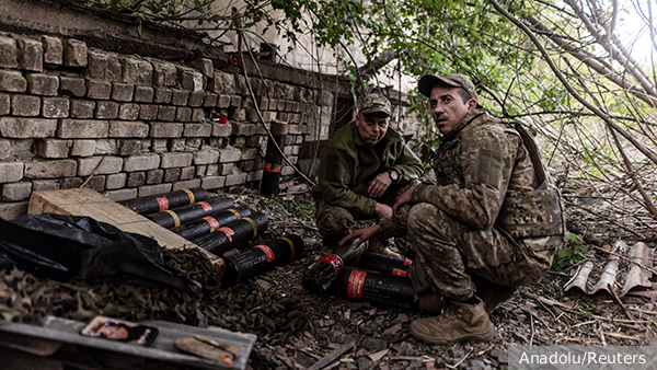 Политолог Вароли: Большая часть денег на строительство оборонительных линий на Украине большая часть денег разворовывается