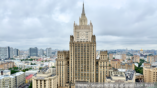 Москва обвинила Прибалтику в попытке оторвать Армению от России