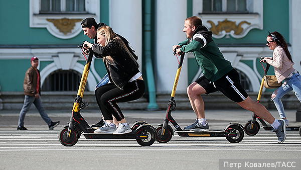 В центральных районах Петербурга запретят парковку электросамокатов