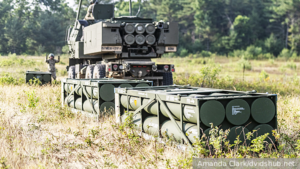 ВСУ за сутки на Курском направлении потеряли до 220 военных, четыре танка и три РСЗО HIMARS