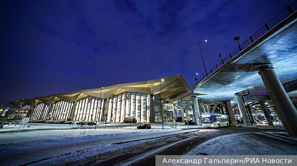 В Пулково из-за высокого атмосферного давления отменили 17 рейсов