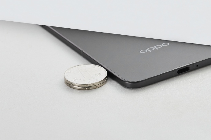 Складной смартфон Oppo Find N5 окажется чуть толще коннектора USB-C