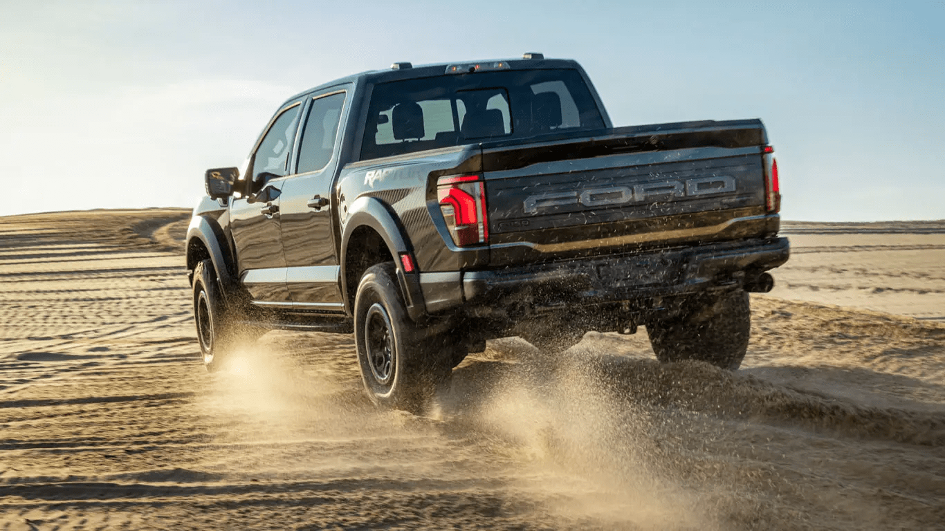 В Россию привезли новый Ford F-150 Raptor 2024