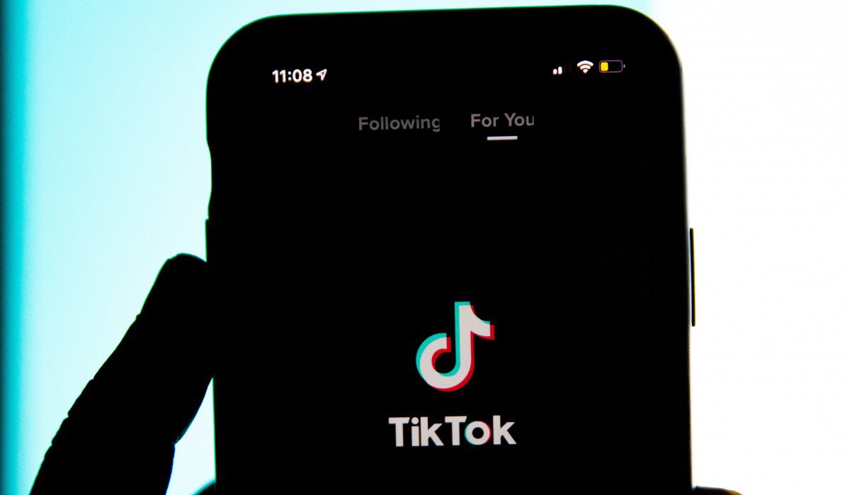 Microsoft может приобрести американское подразделение TikTok