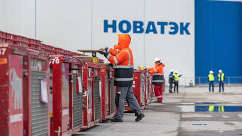 Звезда в газообразном состоянии // НОВАТЭК направил своих рабочих для достройки танкера Arc7