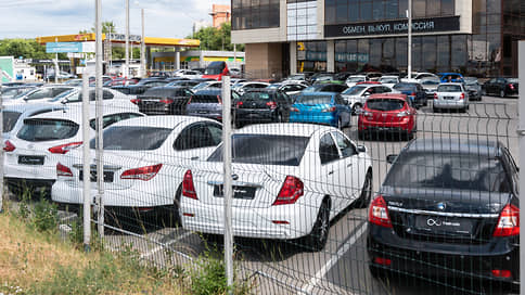 Машины пробежались до утильсбора // Продажи подержанных автомобилей выросли перед повышением ставок