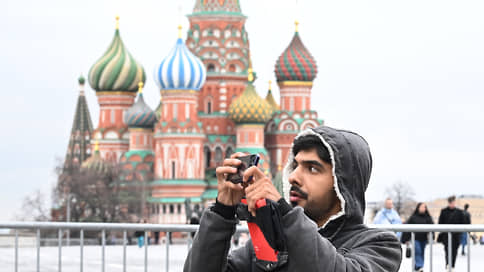 Туристы раскатились // Растет спрос иностранцев на поездки в Россию