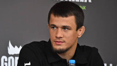 Усман Нурмагомедов защитил титул чемпиона Bellator после дисквалификации