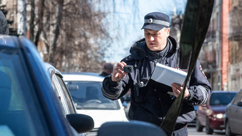 Эвакуацию отменят по звонку // В Госдуме предложили предупреждать водителей и давать время перепарковать авто