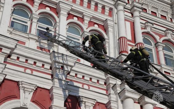 Курские огнеборцы ликвидировали условный пожар в концертном зале Свиридовский