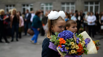 Более 3 млн рублей нужно на одежду для 100 детей перед 1 сентября