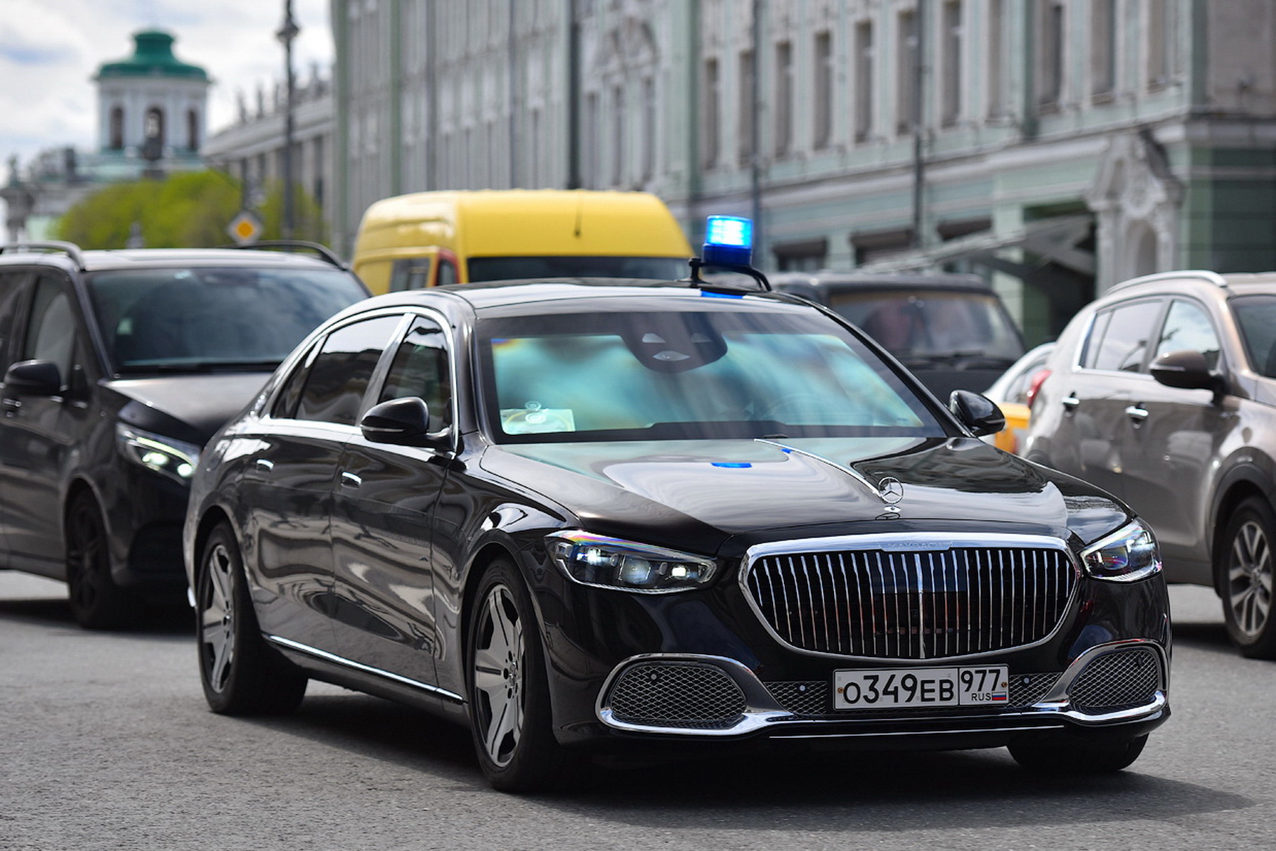 У российских спецслужб появился новый бронированный Maybach