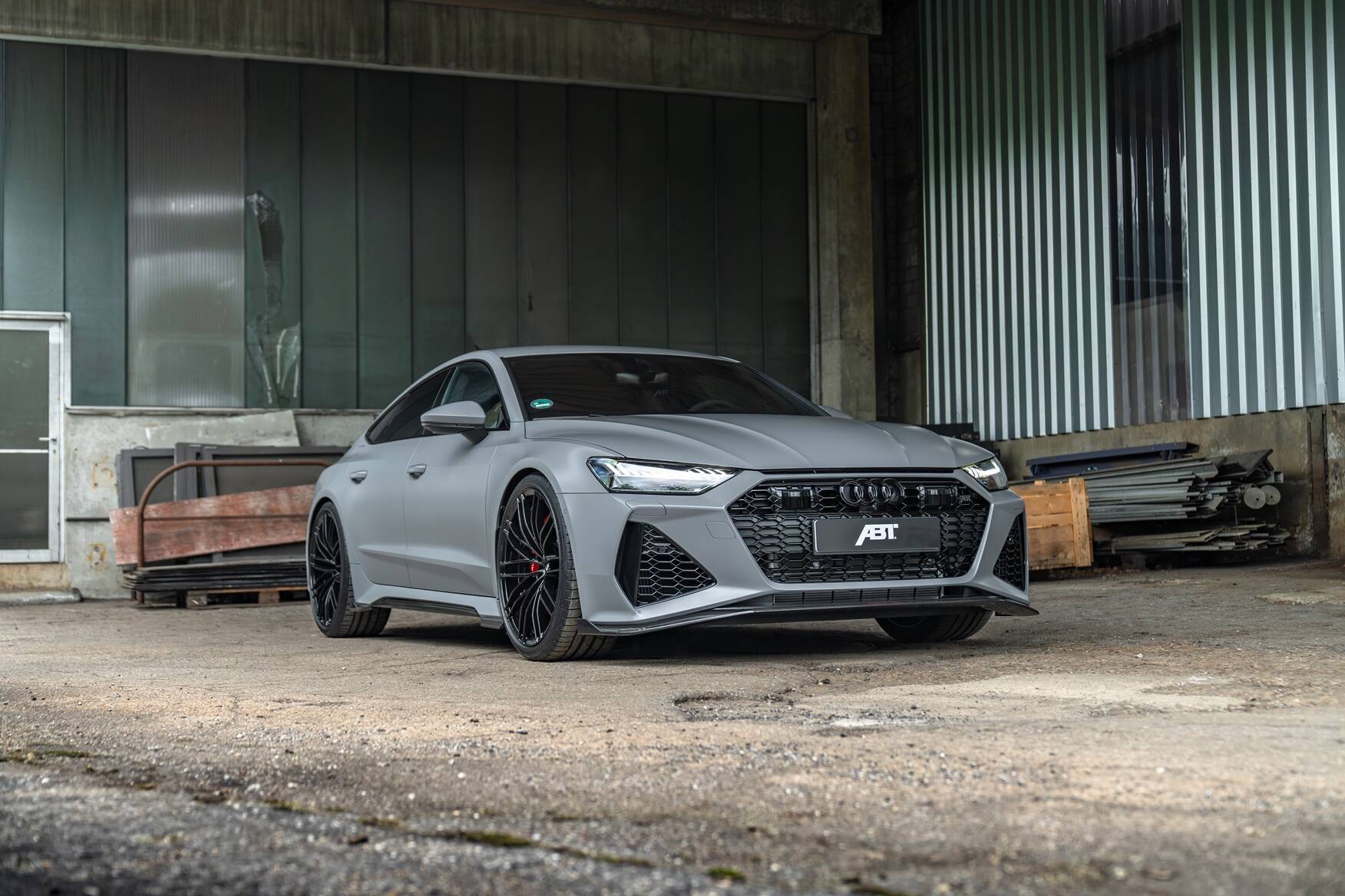 Лифтбек Audi RS 7 получил заряженную 710-сильную версию RS7-S