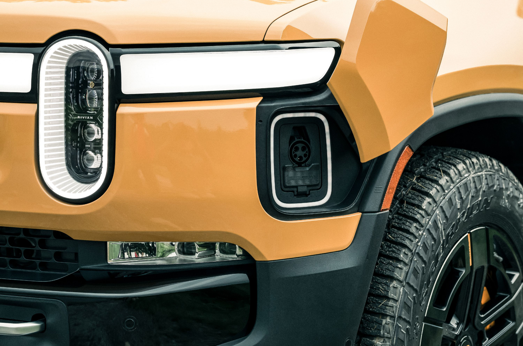 Rivian анонсировал пять новых моделей