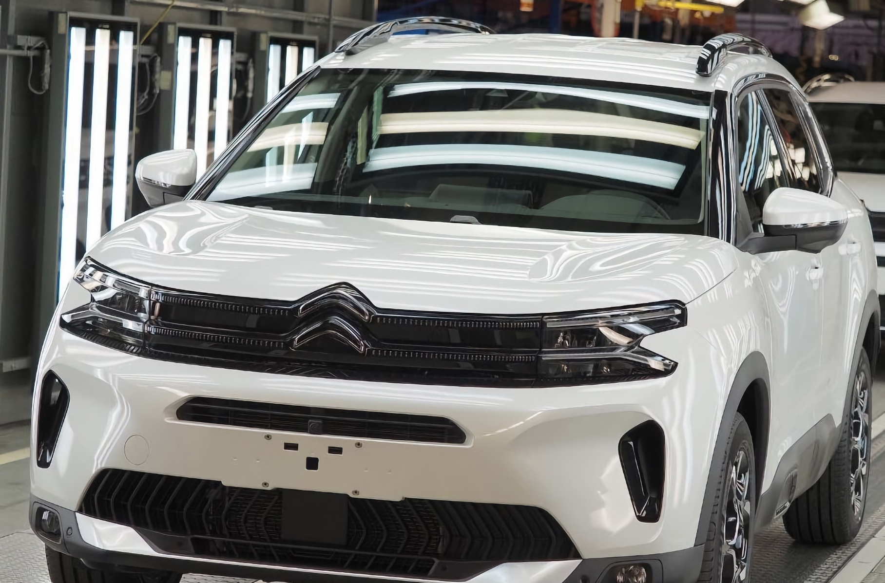 Эксперт рассказал о плюсах и минусах Citroen C5 Aircross калужской сборки