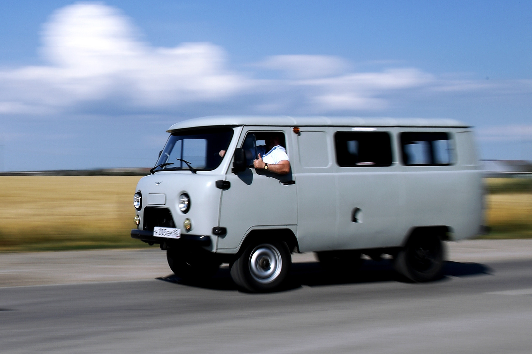 Ульяновский автозавод не перестанет выпускать Буханку  у модели нет аналогов в России