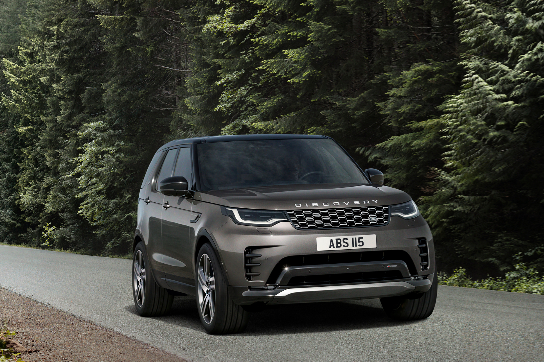 Land Rover переосмыслит внедорожник Discovery, сделав его семейным