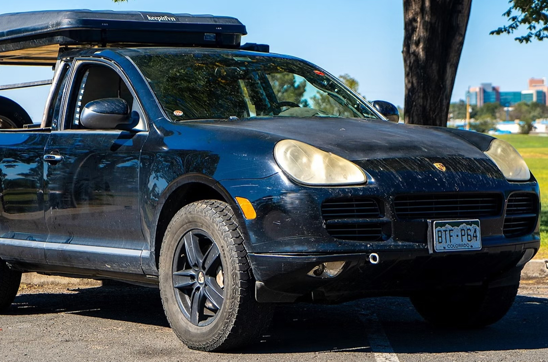 Кроссовер Porsche Cayenne превратят в автокемпер для тюнинг-шоу SEMA