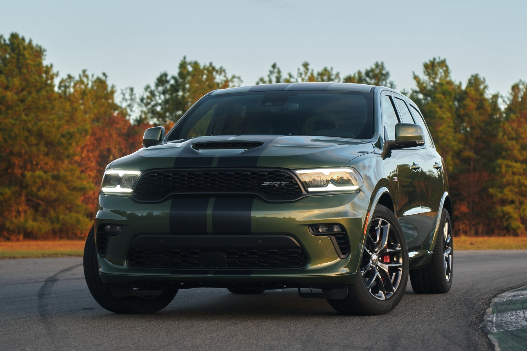 Внедорожник Dodge Durango лишился 6,4-литрового двигателя Hemi V8