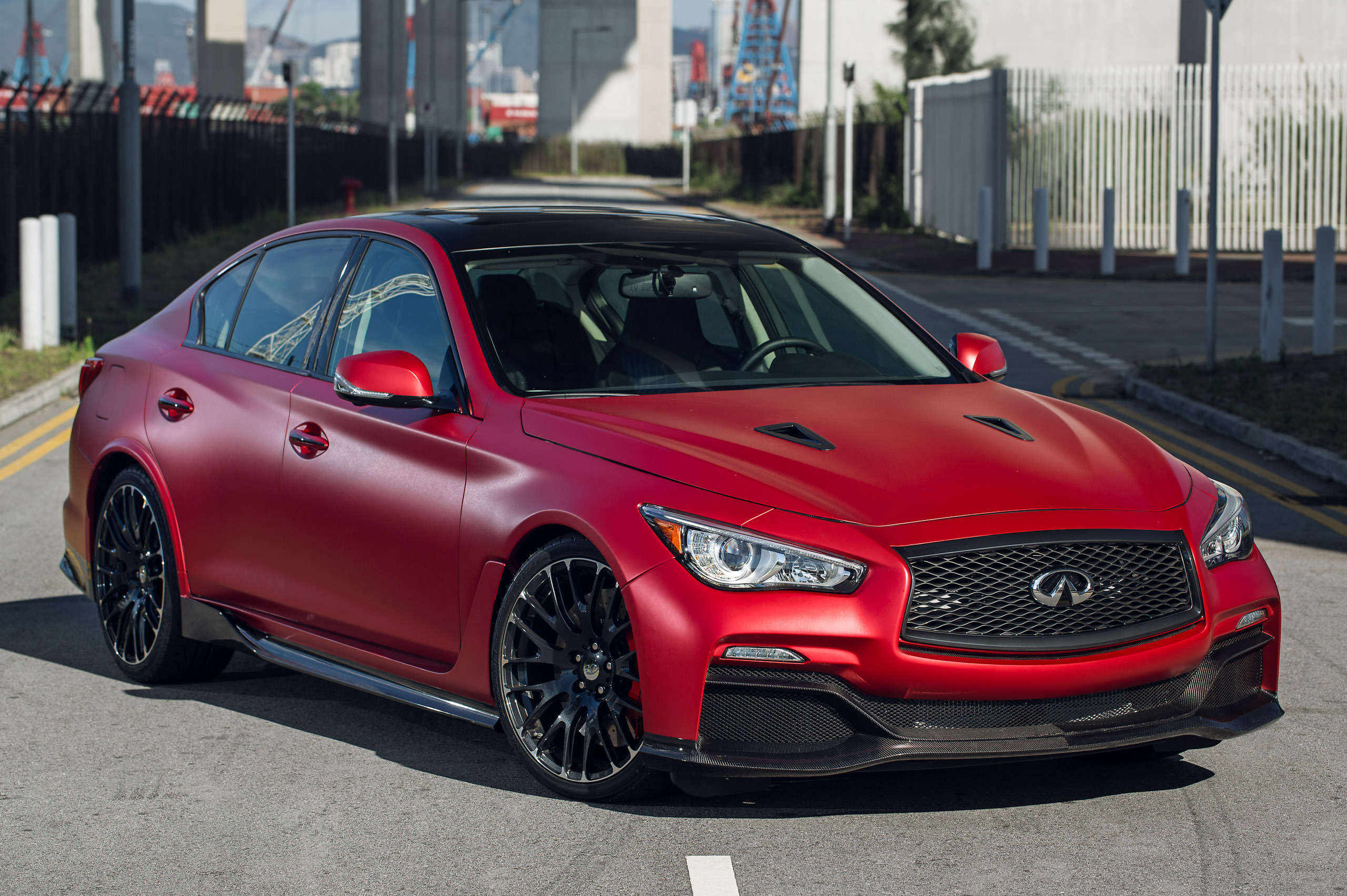 Забытые концепты: Infiniti Q50 Eau Rouge с мотором от Nissan GT-R