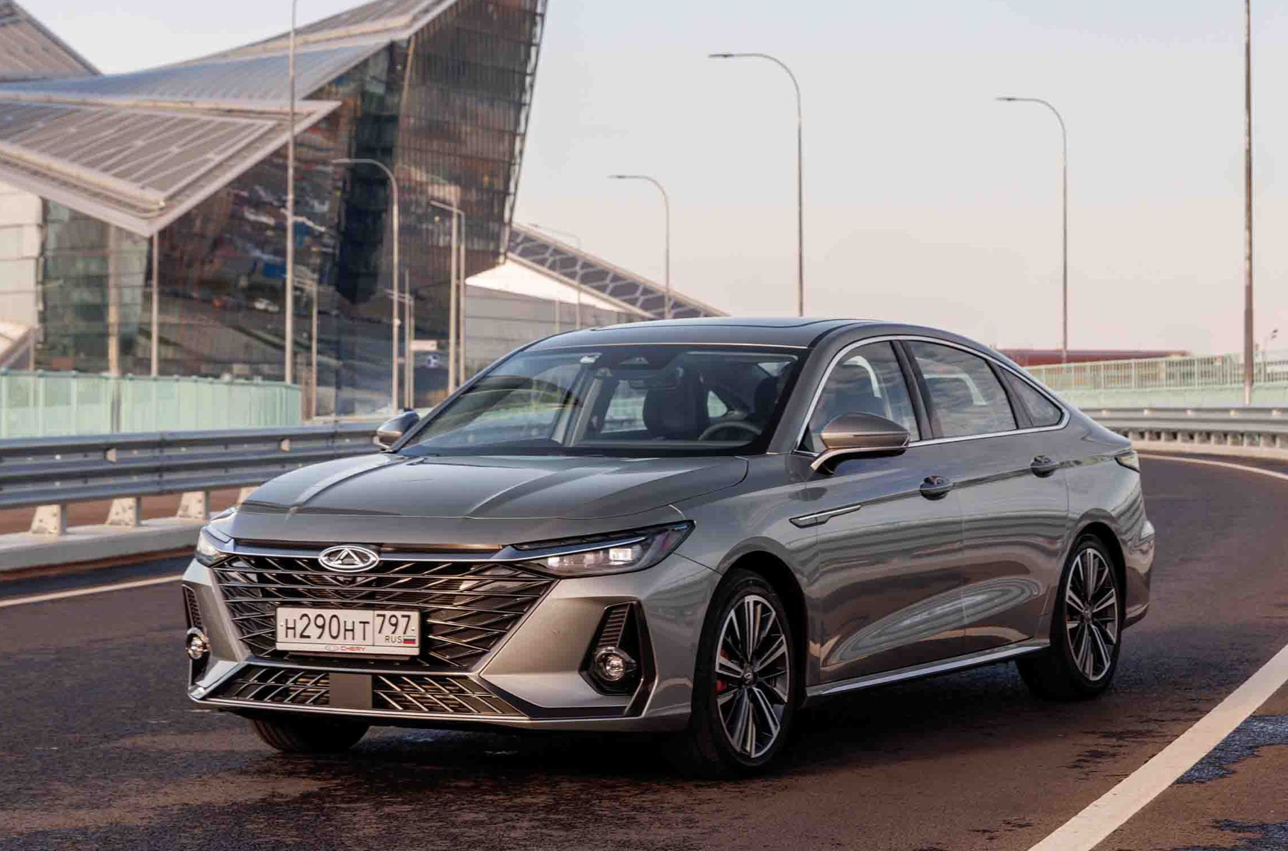 Chery подняла стоимость седана Arrizo 8 в России