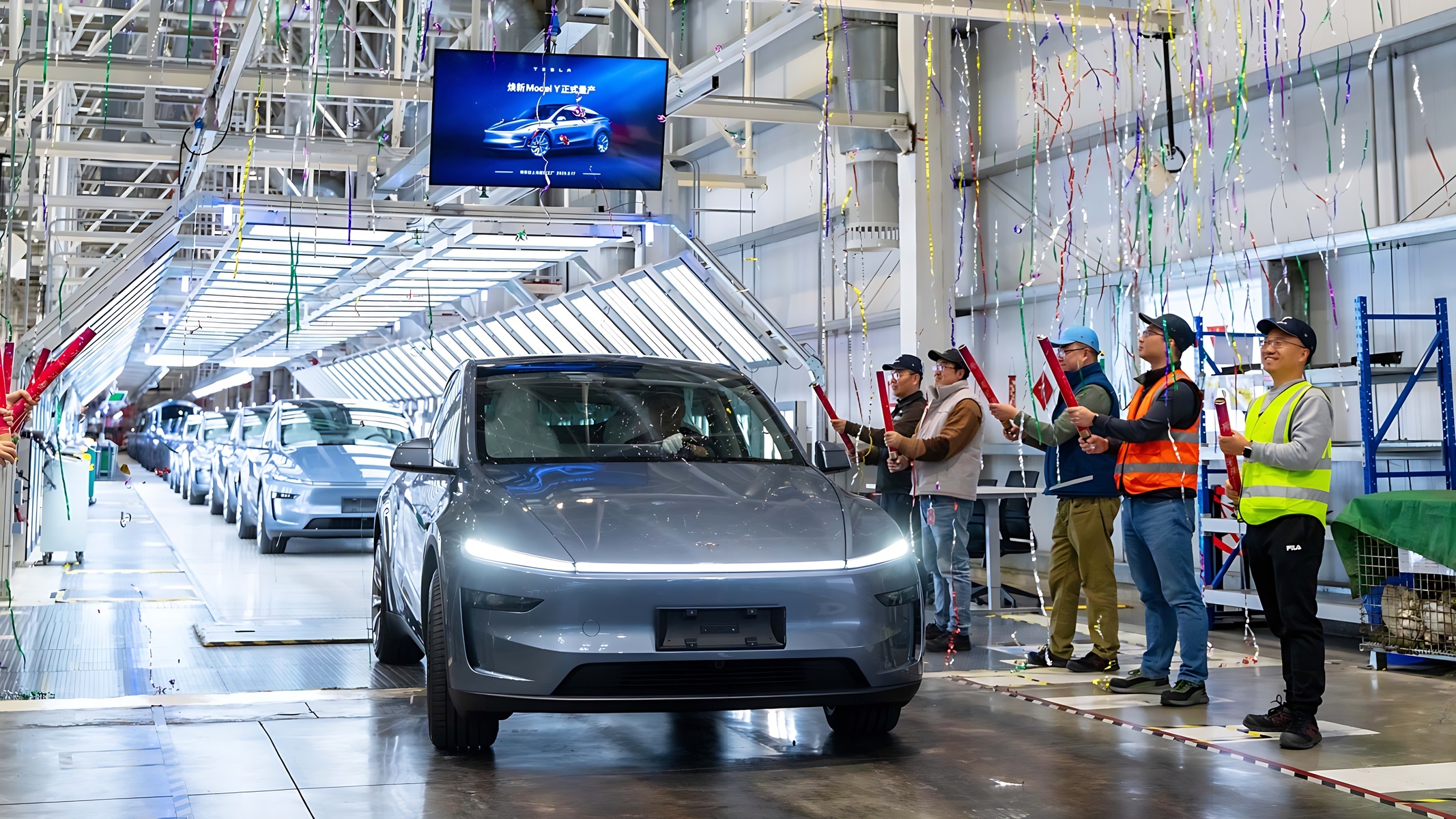 Обновленная Tesla Model Y встала на конвейер в Китае