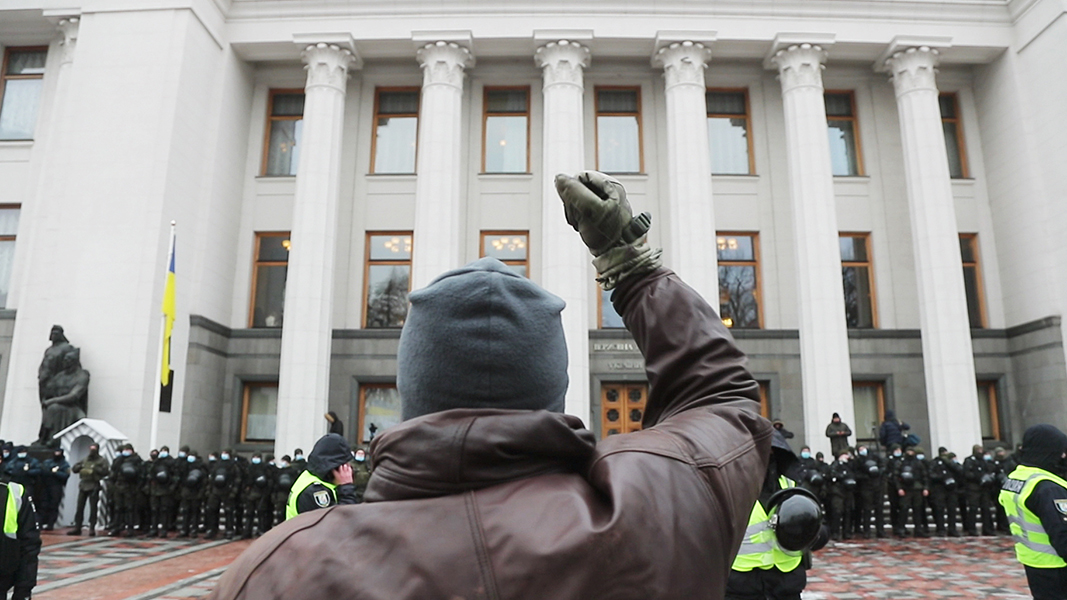 Пока вы спали: призыв к протестам на Украине и ужесточение позиции Японии по Курилам