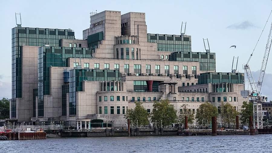 Глава MI6 признал участие Британии в скрытых операциях на Украине