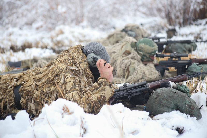 ВС РФ посадили главкома ВСУ Сырского на «шпагат» в ходе боев за Купянск