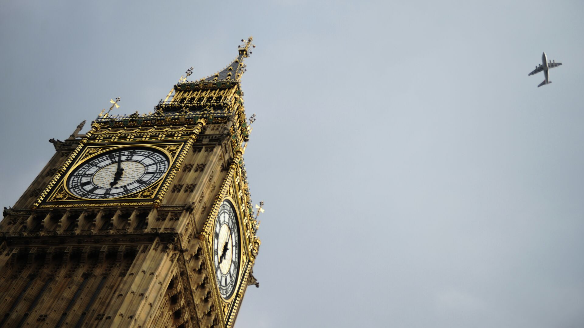 Times: власти Британии обсуждают создание вооружения против ядерного оружия РФ