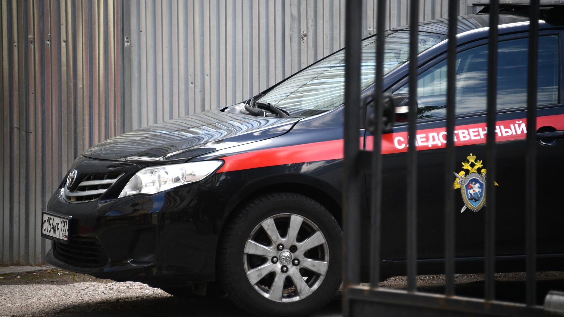 В Тольятти в семье найденных с ранениями девочек воспитывались пятеро детей