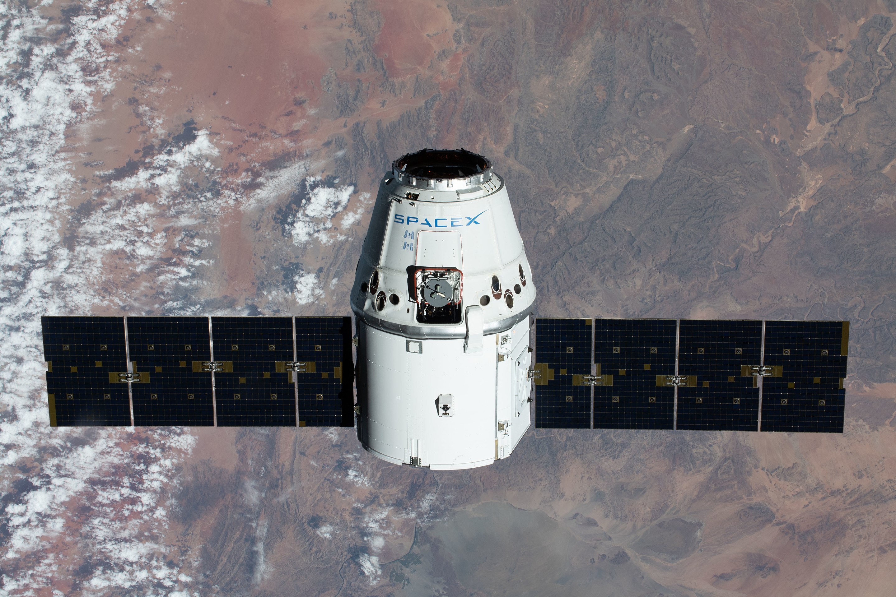 NASA и SpaceX перенесли отстыковку корабля Dragon от МКС на 6 декабря