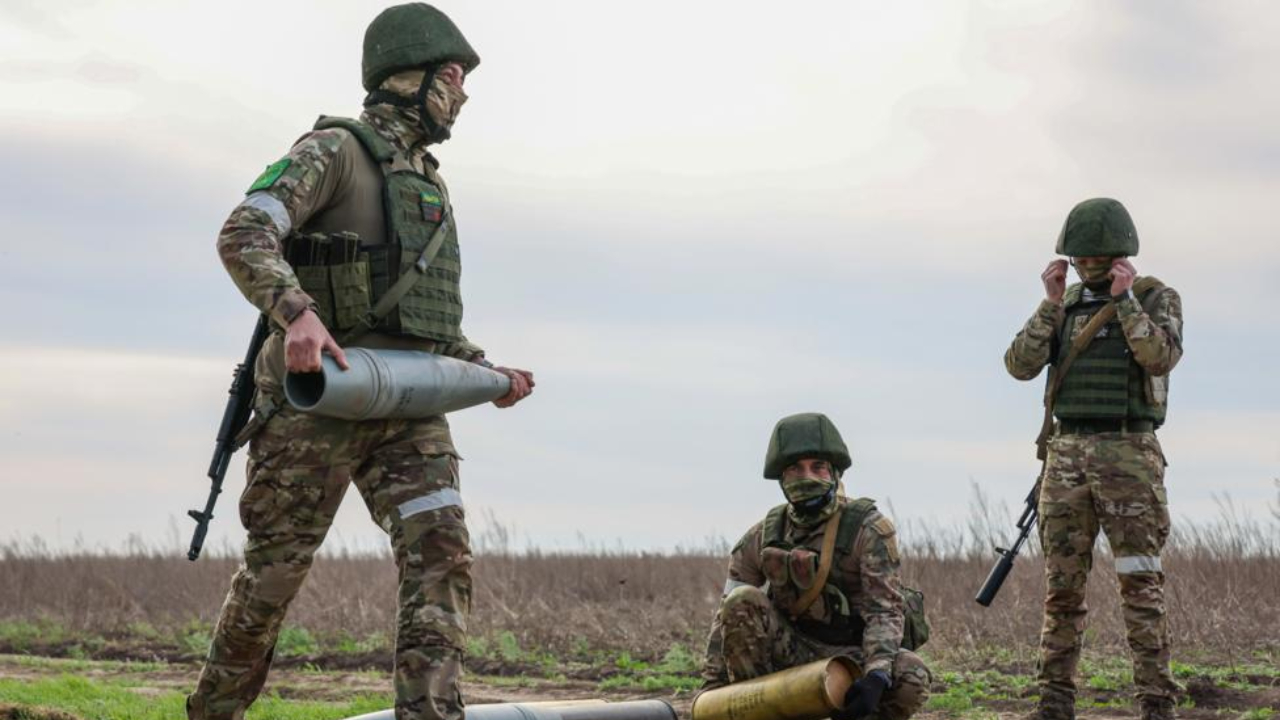 Российские военные освободили населенный пункт Островский в ДНР