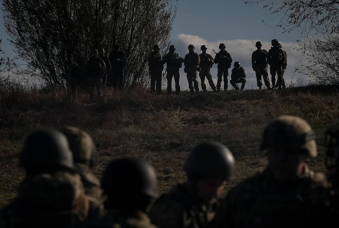 Названы особенности образованного вокруг ВСУ в Курской области кольца